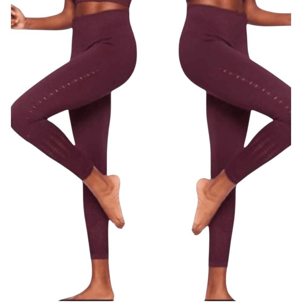 ATHLETA Halasana Macrame Seamless 7/8 Tight Size Small